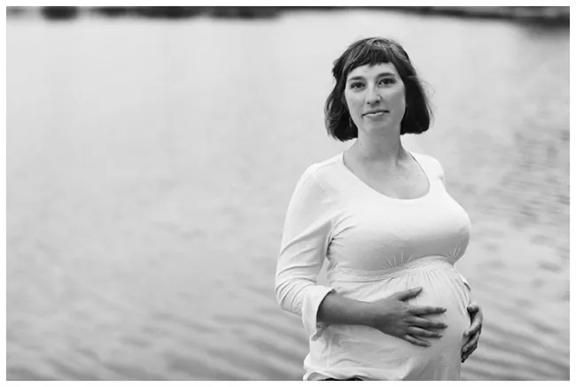 maternity photos on lake merritt in oakland california