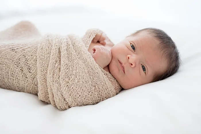 Studio newborn photos – Sample Gallery by Maggie Rife Ponce