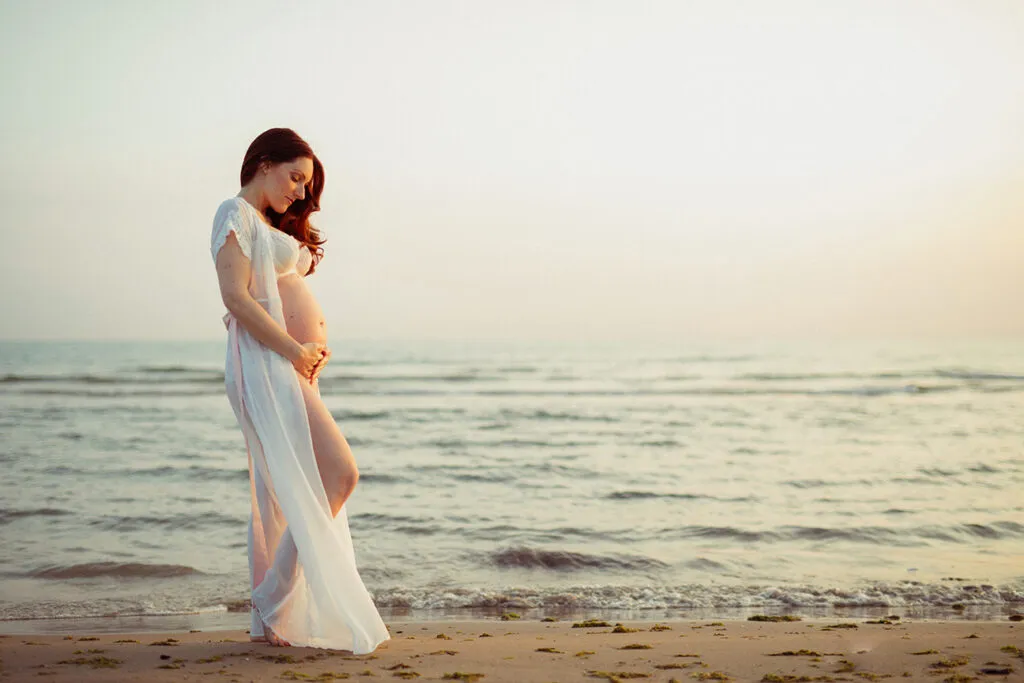 maternity photoshoot ideas the beach