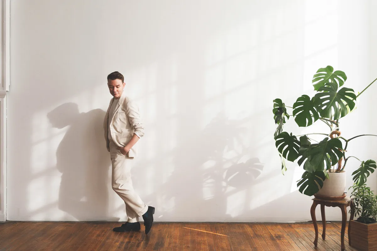 flattering poses branding photos